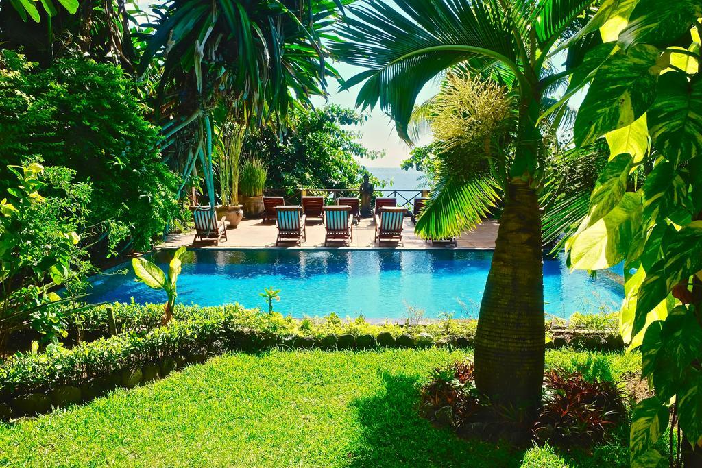 Villa Boreh Beach Resort And Spa Теджакула Екстериор снимка