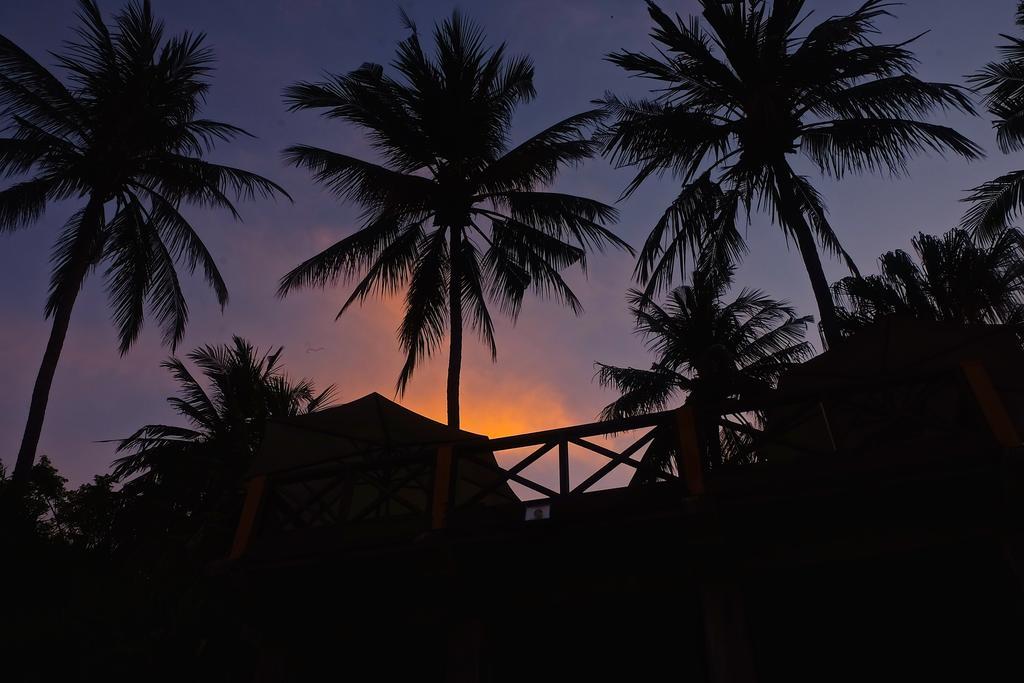 Villa Boreh Beach Resort And Spa Теджакула Екстериор снимка