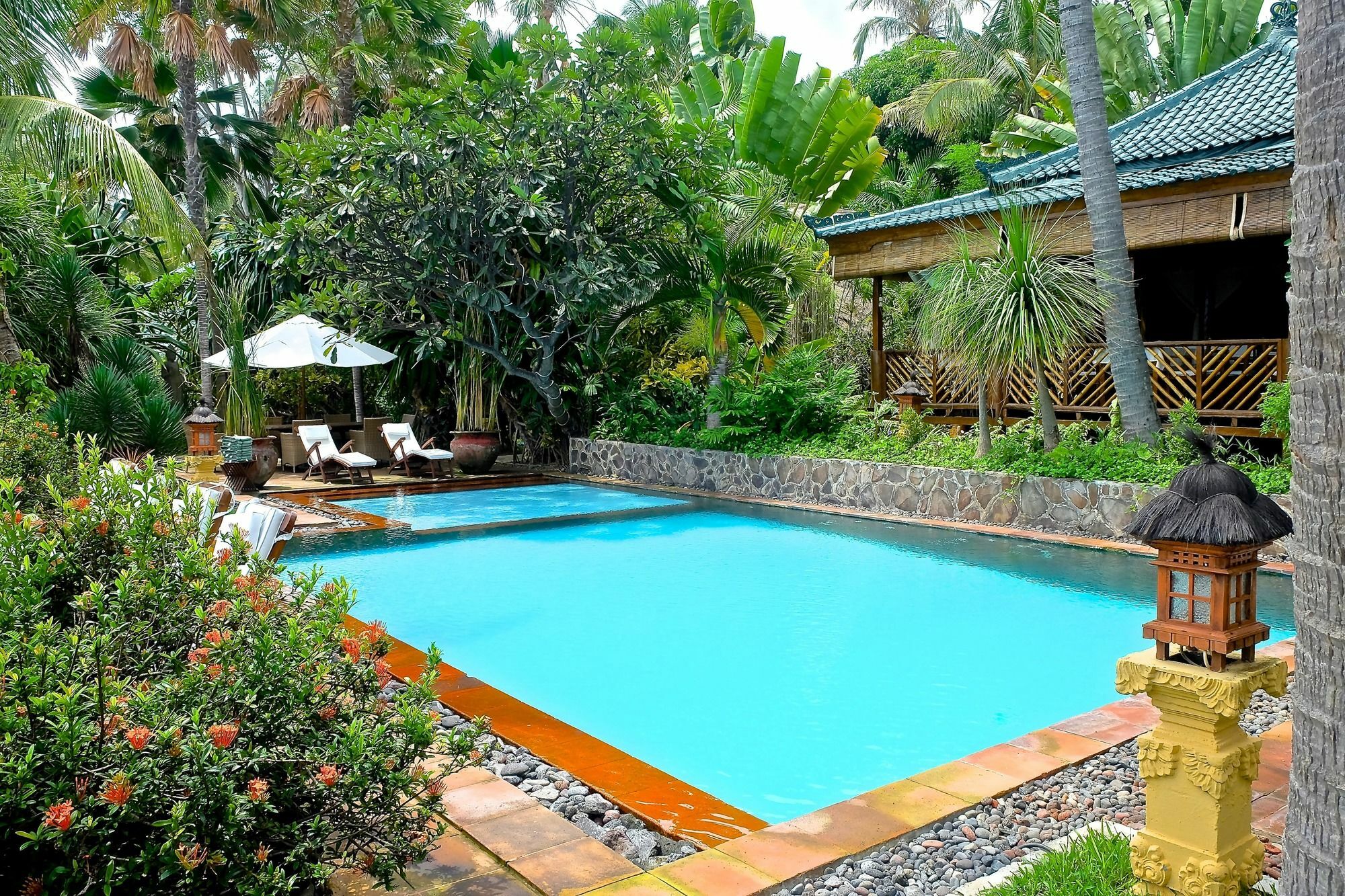Villa Boreh Beach Resort And Spa Теджакула Екстериор снимка